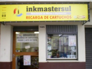 Saudosa Eureka Fachada da Eureka, hoje transformada numa recarga de cartucho, ainda pertence ao impagável Eurico...